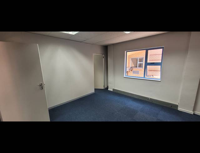 1,125M² OFFICE TO LET IN NELSPRUIT CENTRAL